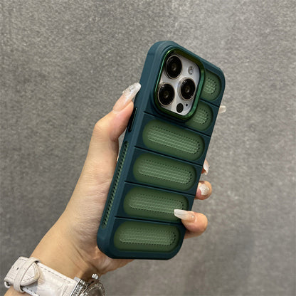 Breathable  Phone Case with Cooling Ports for iPhone 16-13 Series